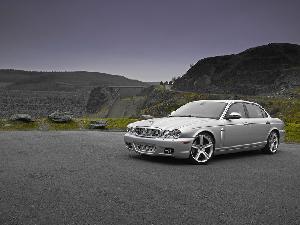 Jaguar_xj