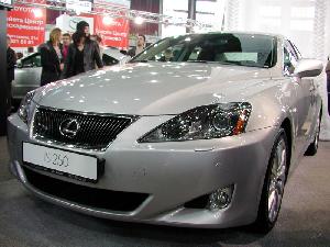 Lexus S 250