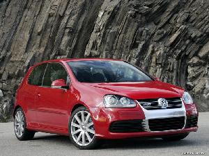 Volkswagen Golf-R32