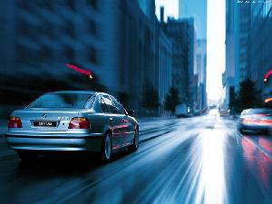 BMW-528I