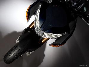 Benelli_Tornado_Naked_Tre_SPORT_2006